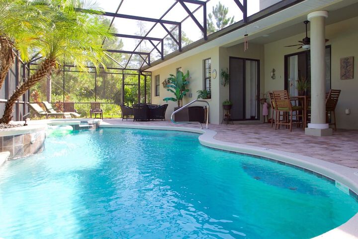 Pool 19 of 25