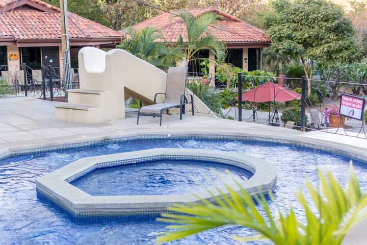 Pool Hotel