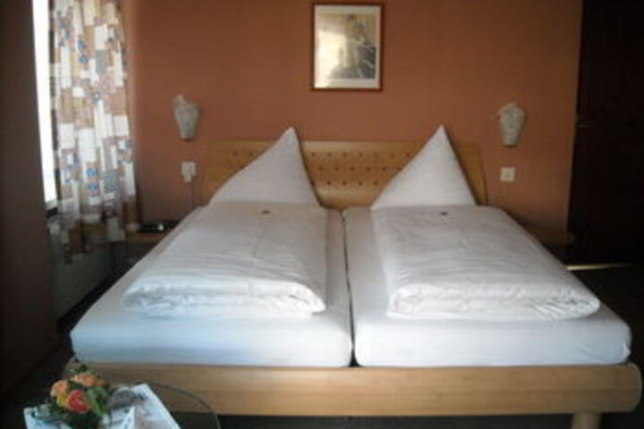 Room 36 of 81