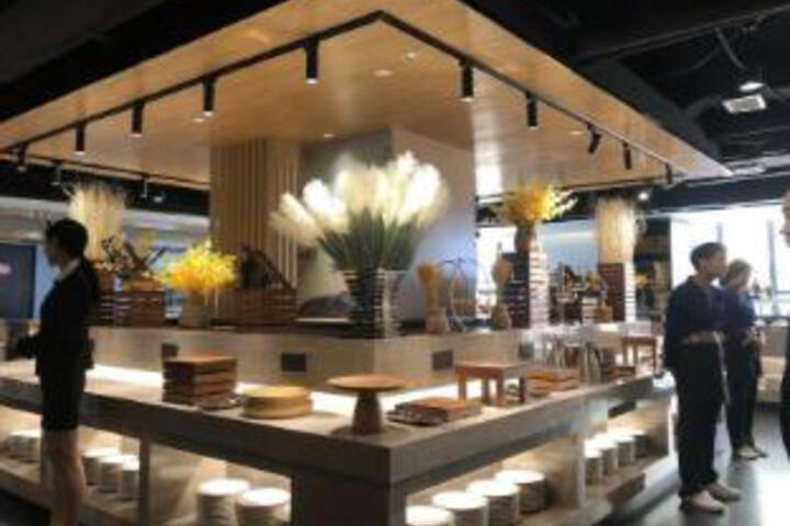 General 2 of 23
