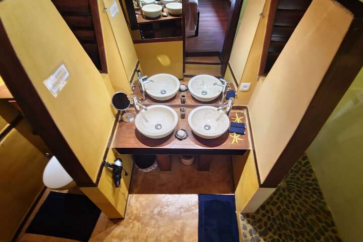 Room 45 of 87