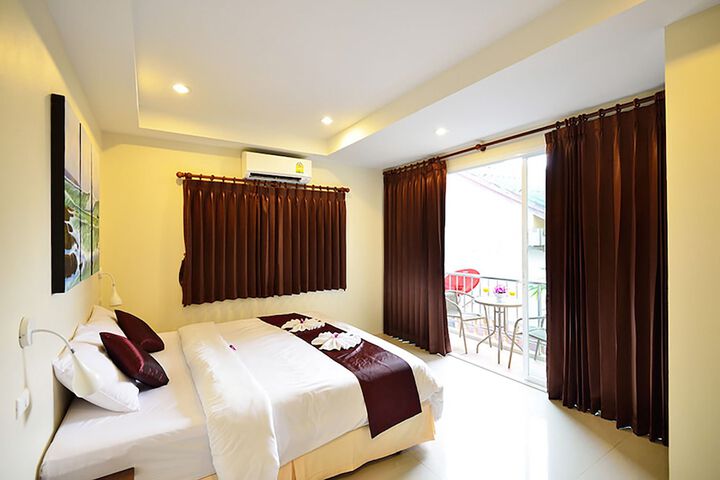 Room 7 of 52