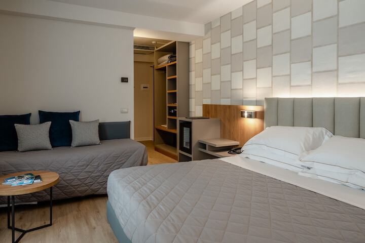 Room 14 of 59