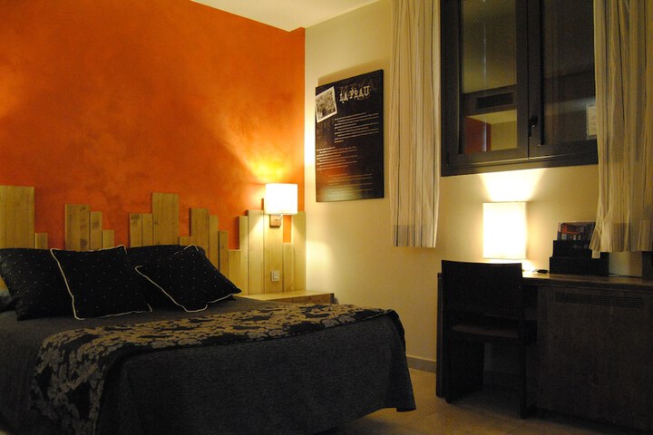 Room 18 of 76
