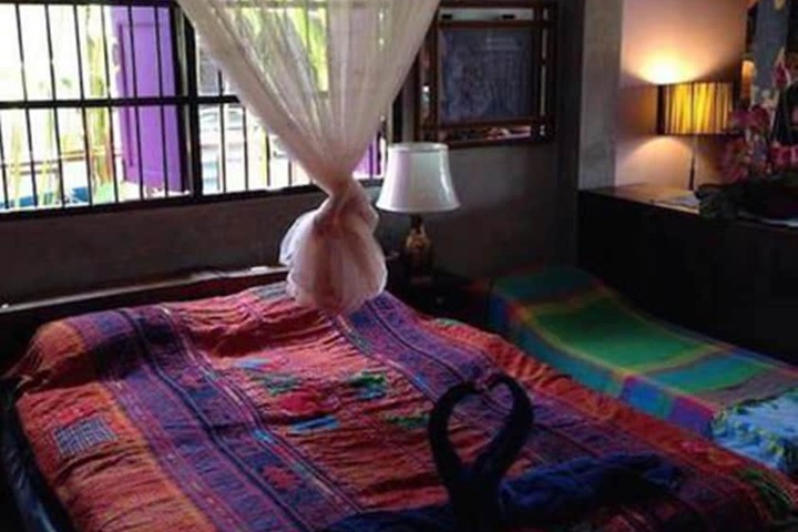 Room 15 of 94