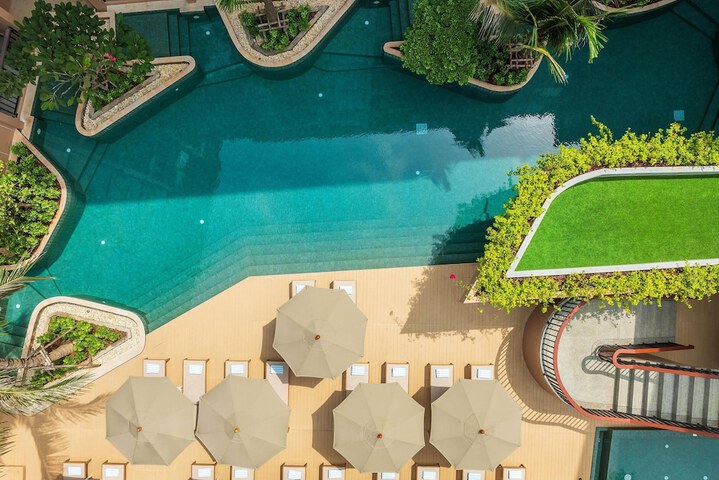 Pool 96 of 151