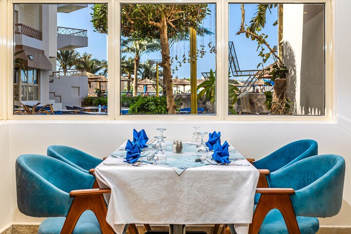 Dining 89 of 131