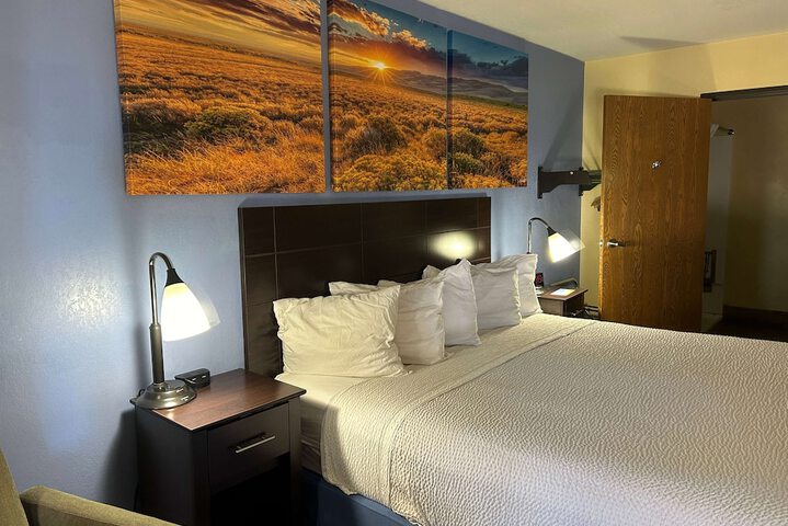 Room 6 of 42