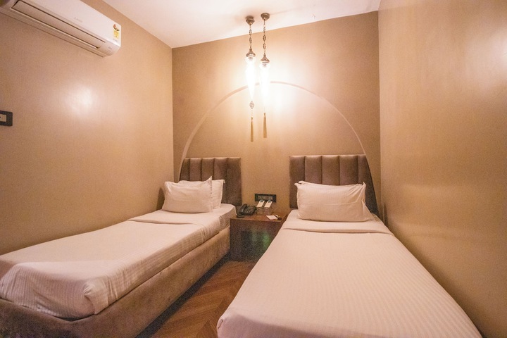 Room 43 of 58