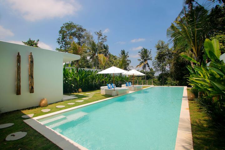 Pool 65 of 78