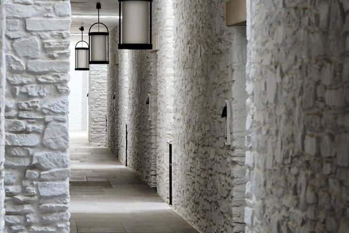 Hotel 178 of 190