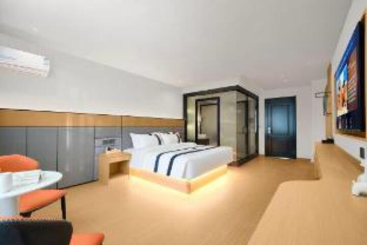 General 11 of 13