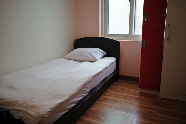 Room 9 of 59