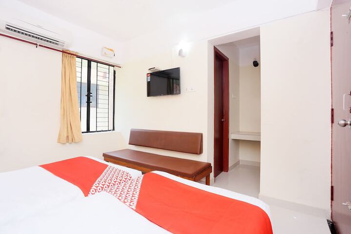Room 15 of 21
