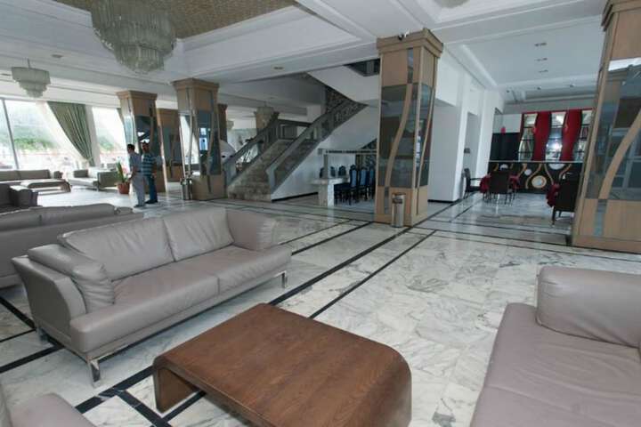 Lobby sitting area