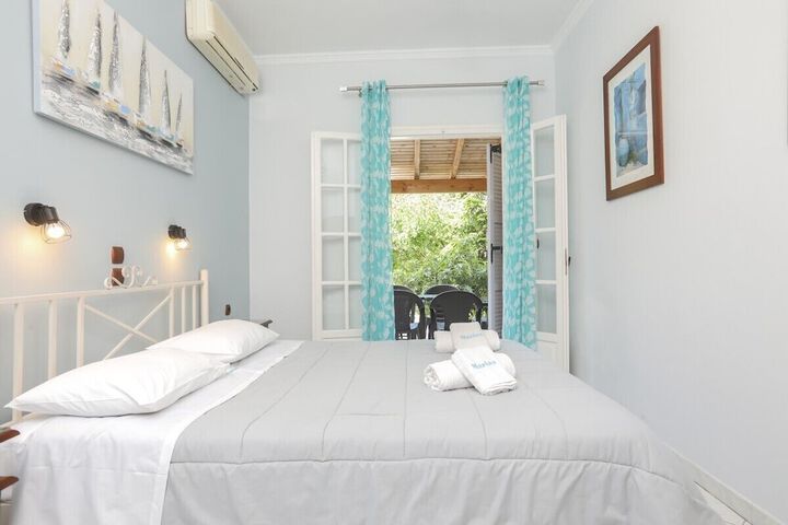 Room 10 of 56