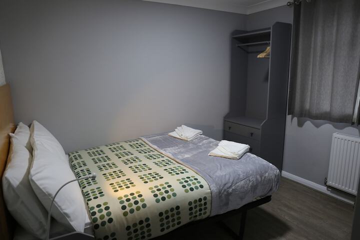 Room 10 of 30
