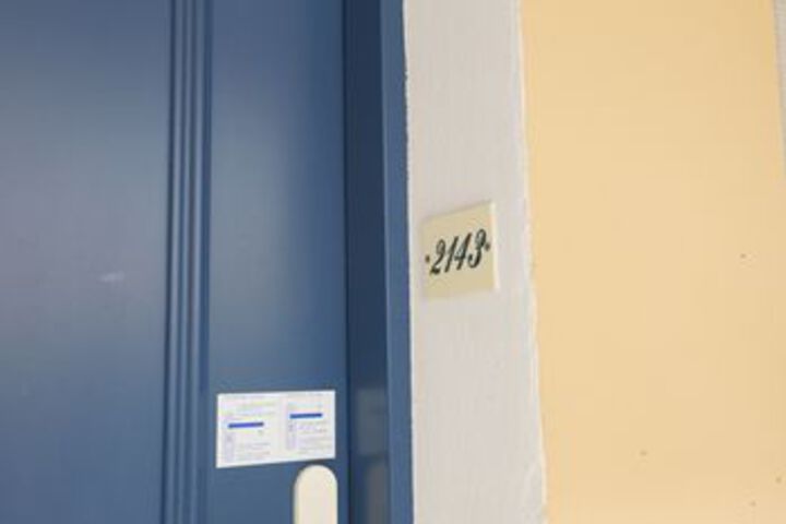 Room 90 of 228