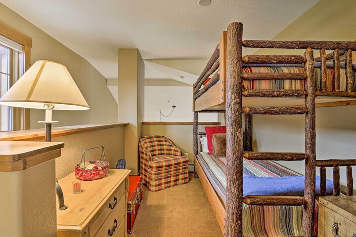 Room 6 of 27