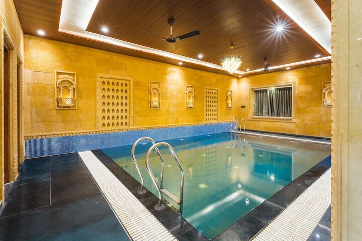 Pool 30 of 42