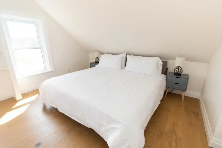 Room 2 of 13