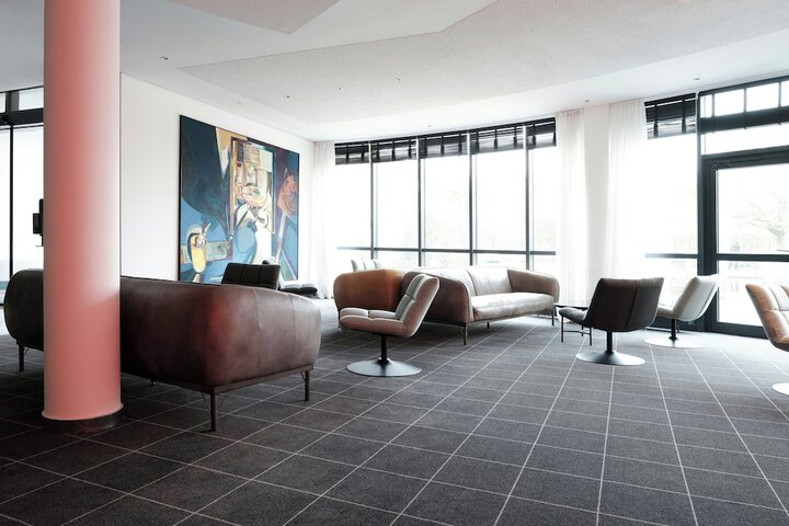 Hotel Interior 4 of 74