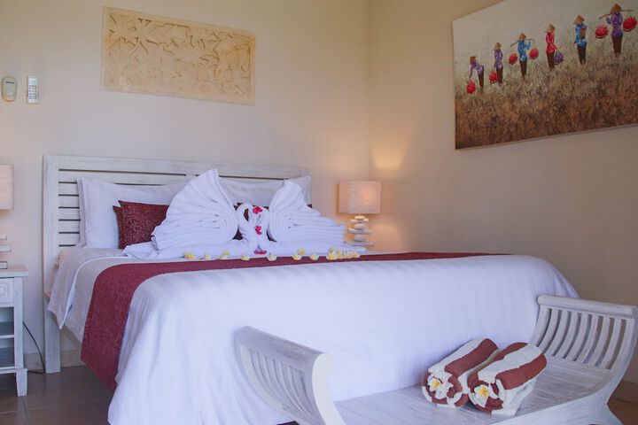 Room 4 of 38