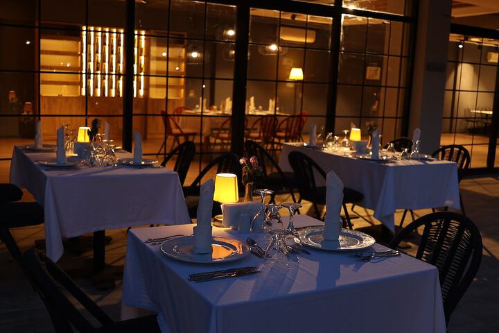 Dining 89 of 164