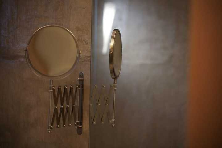 Room 25 of 35