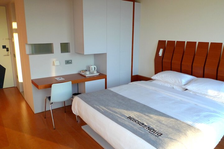 Room 12 of 58