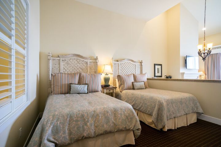 Room 4 of 48