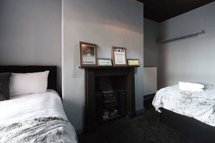 Room 46 of 61