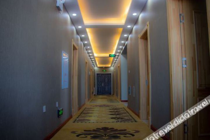 Hotel Interior 4 of 9