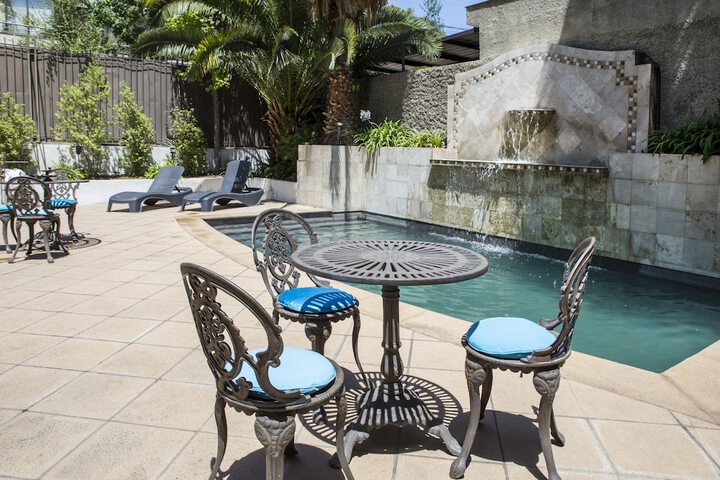 Hotel Pool