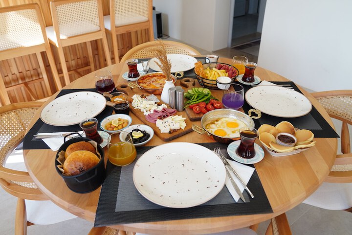 Breakfast/Coffee Service 57 of 70