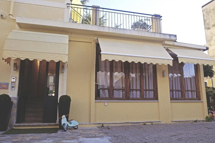 Hotel 15 of 22