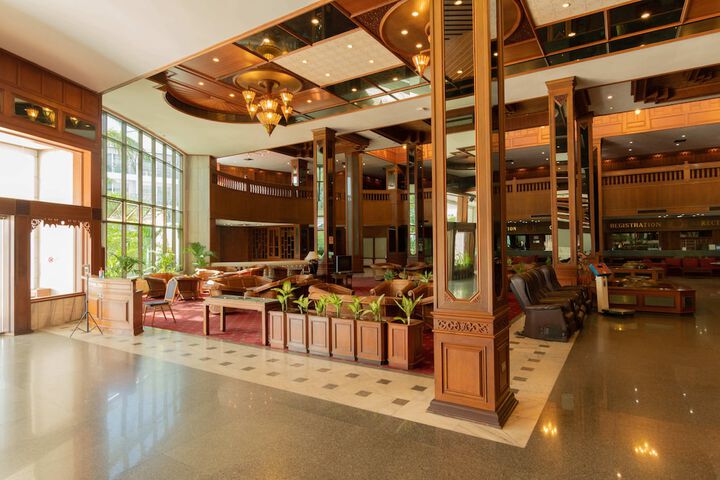 Guest Lobby