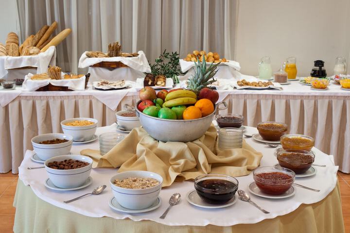 Breakfast buffet