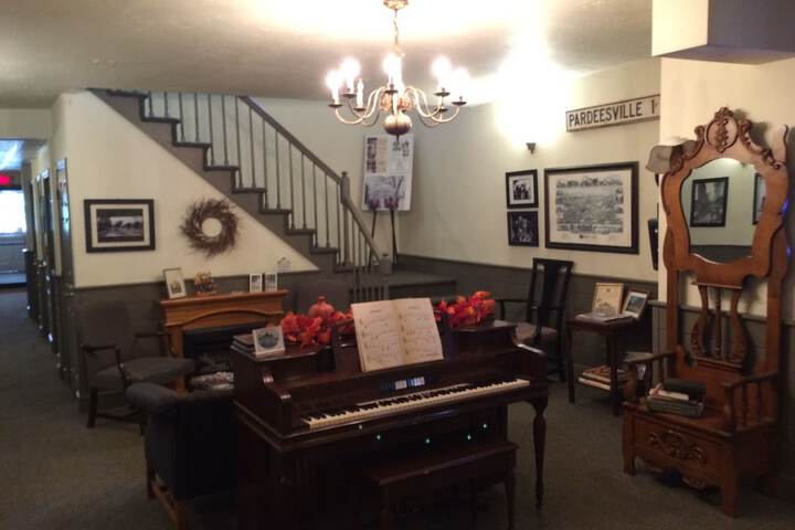 Hotel Interior 2 of 31