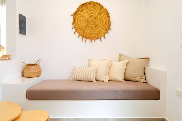 Room 28 of 67