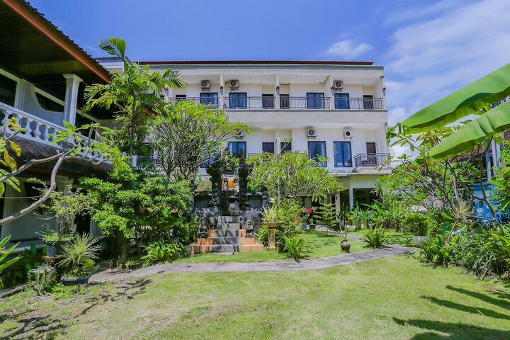 Hotel O Ari Beach Inn