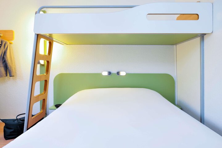 Room 18 of 51