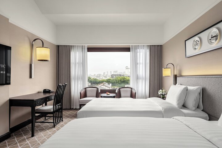 Room 22 of 156