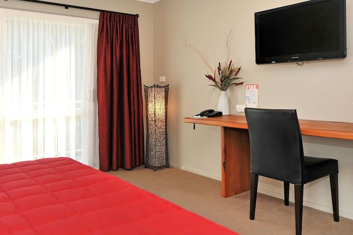 Room 30 of 44