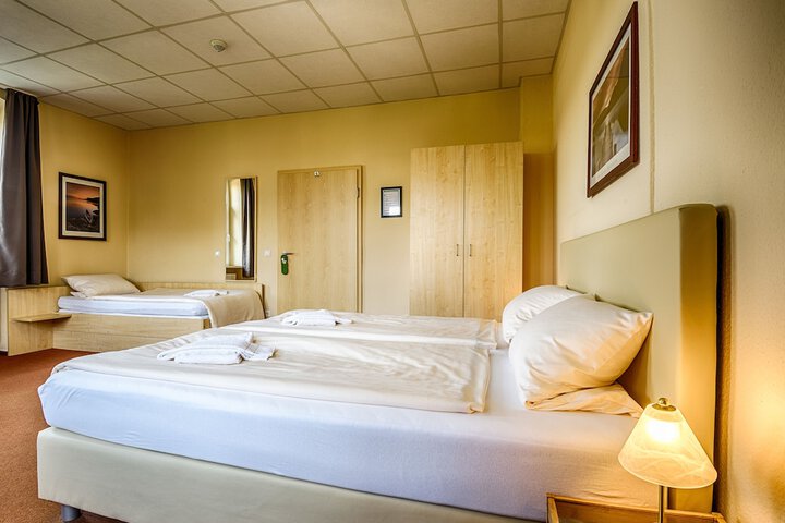 Room 5 of 67