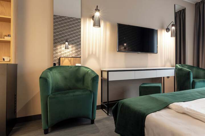 Room 6 of 47