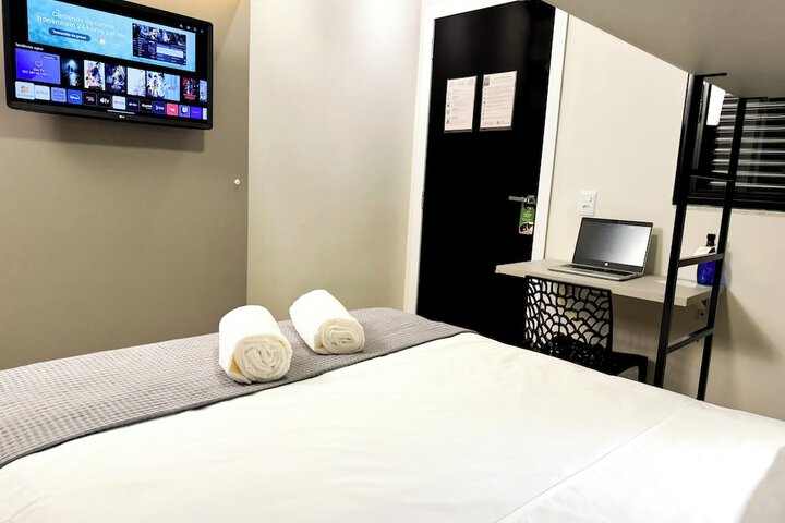 Room 8 of 29