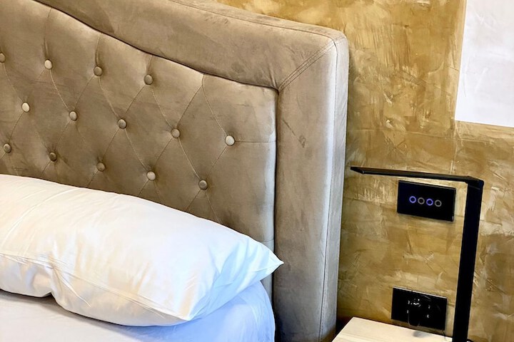 Room 19 of 52