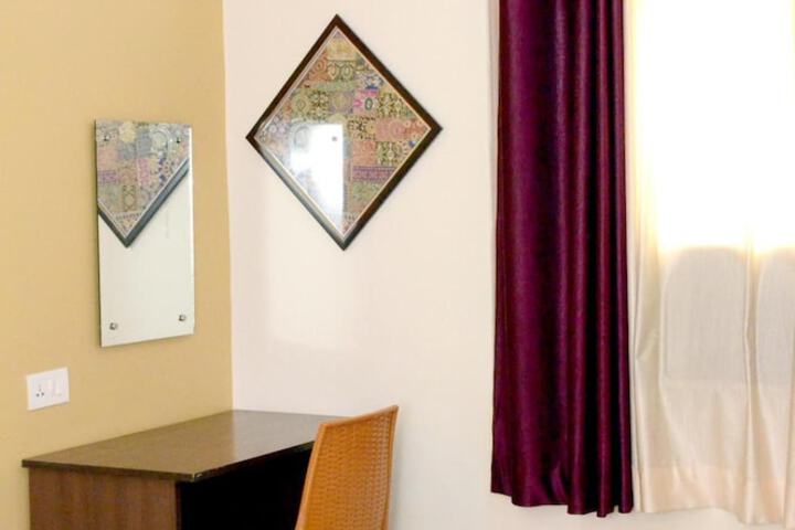 Room 17 of 57