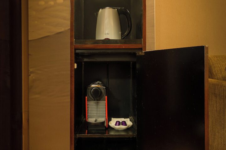Room 21 of 61